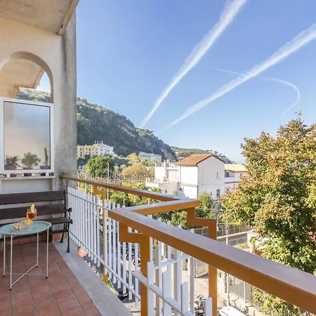 Lägenhet Chlorea Panoramico